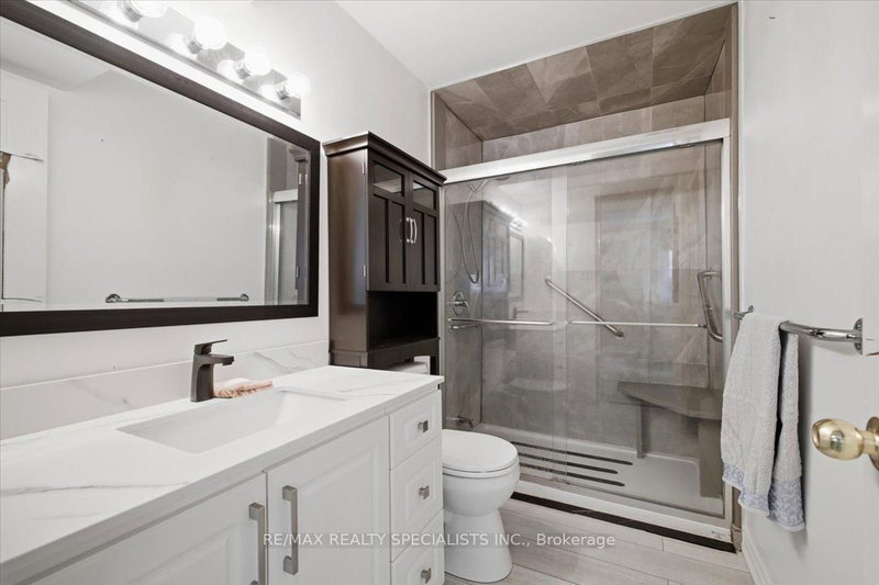 80 Chalfield Mississauga,ON L4Z 1L2 — Photo 34