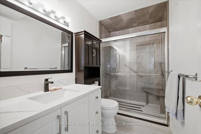 80 Chalfield Mississauga,ON L4Z 1L2 — Photo 34