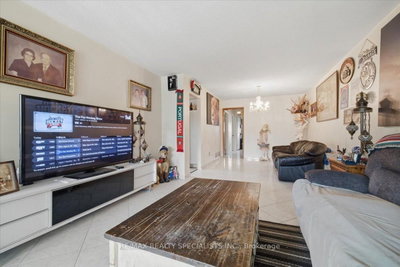 80 Chalfield Lane • Mississauga, ON photo 8