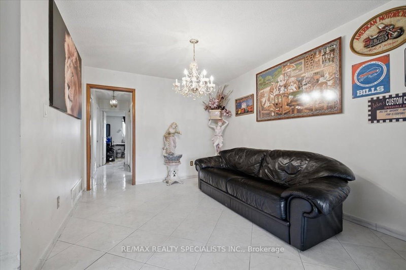 80 Chalfield Mississauga,ON L4Z 1L2 — Photo 9