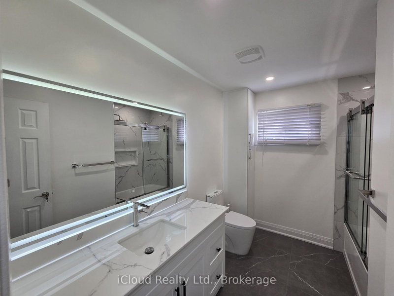 Main Floor - 2636 Crystalburn Avenue