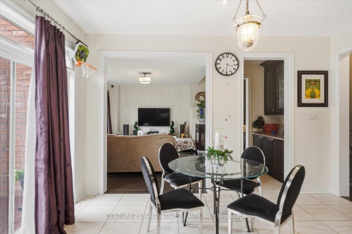 13 Royal West Drive • Brampton, ON photo 15