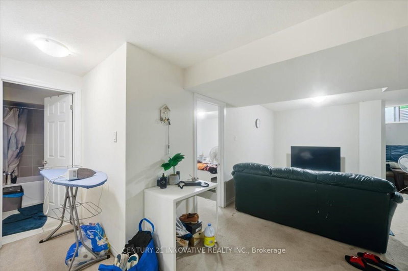 13 Royal West Brampton,ON L6X 2X3 — Photo 43