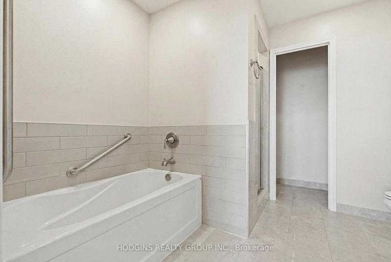 880 Dundas Mississauga,Ontario L5C 4H3 — Photo 21