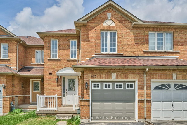 425 Ravineview Way