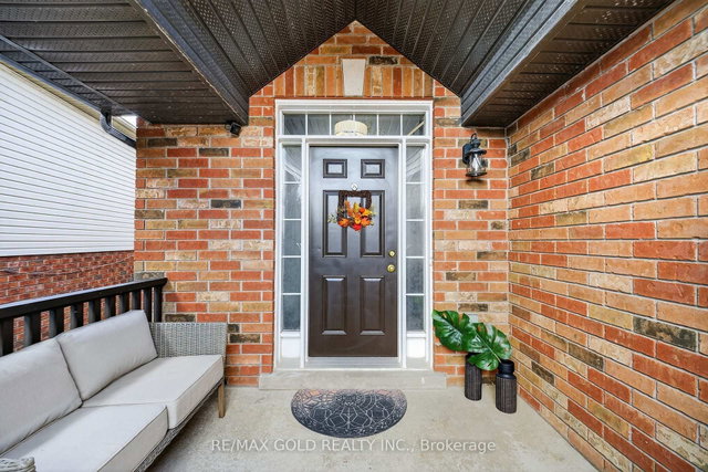 24 MURRAY Court