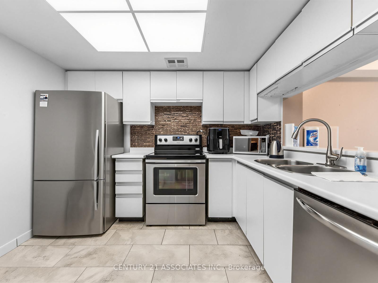 300 Webb Drive • #204 • Mississauga, ON photo 12