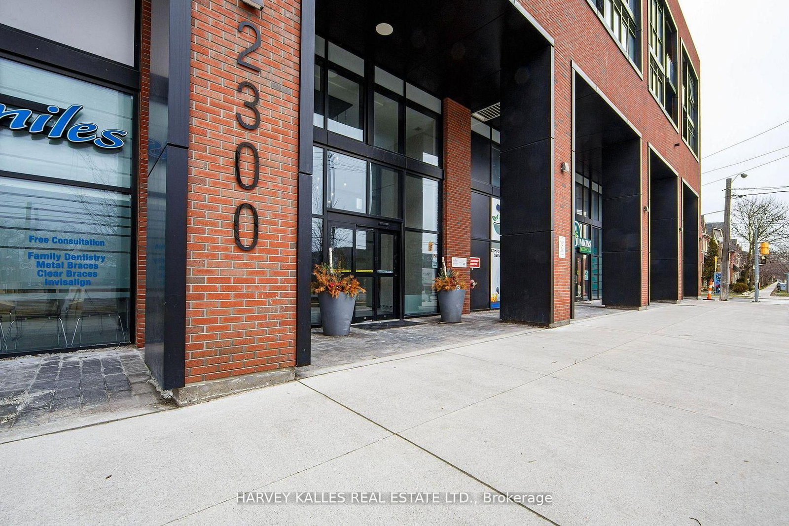 2300 W St Clair Avenue • #1001 • Toronto, ON photo 26