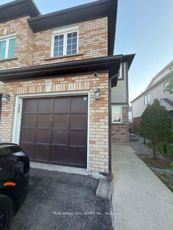 home for lease on 35 Hickorybush Avenue