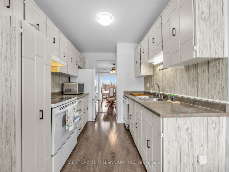 1020 Central Park Brampton,ON L6S 3J5 — Photo 5