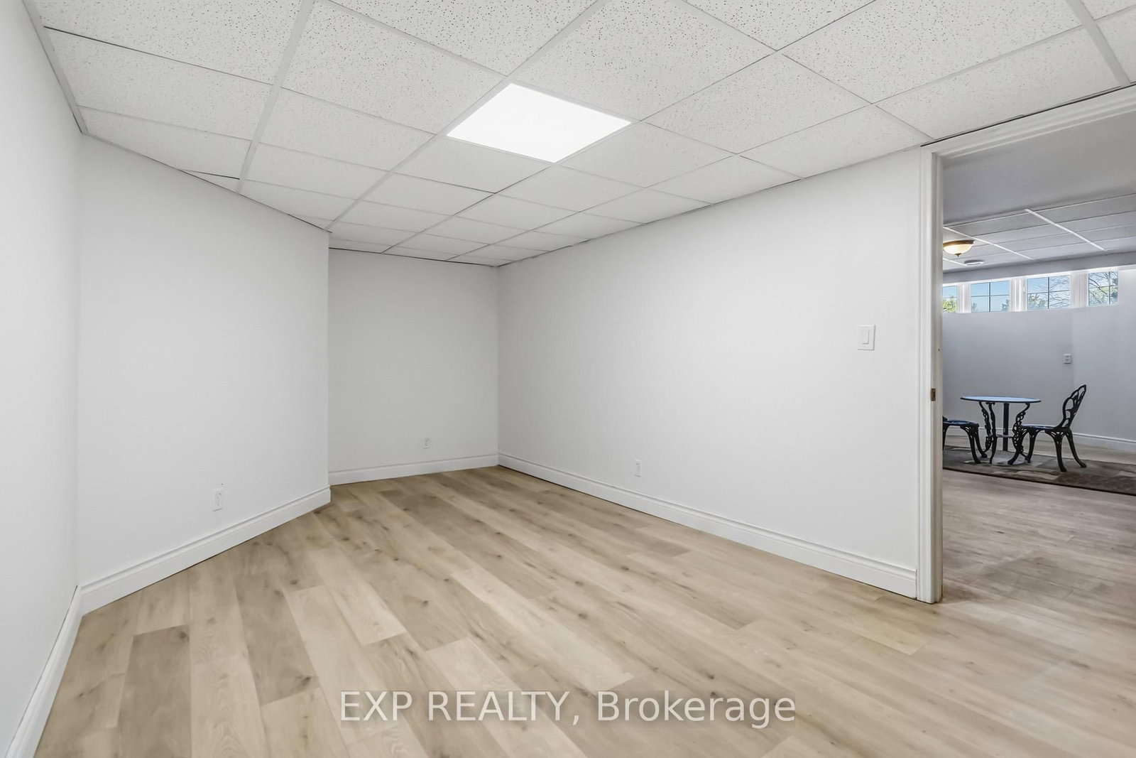 1401 Tamworth Court • Burlington, ON photo 13