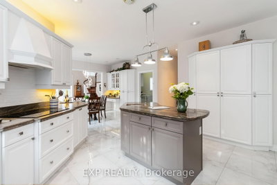 1401 Tamworth Court — photo 3