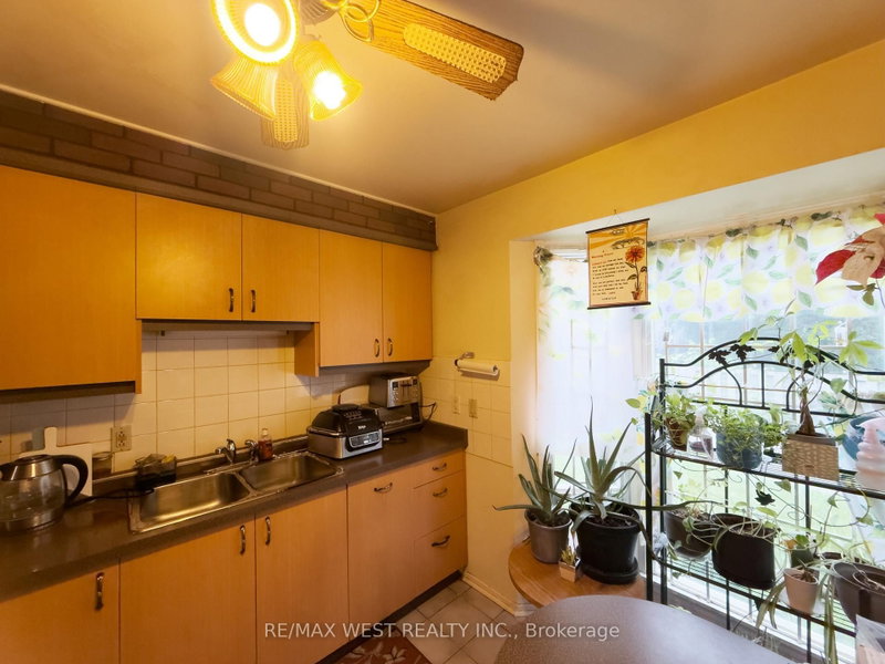 3 - 19 Gosford Boulevard