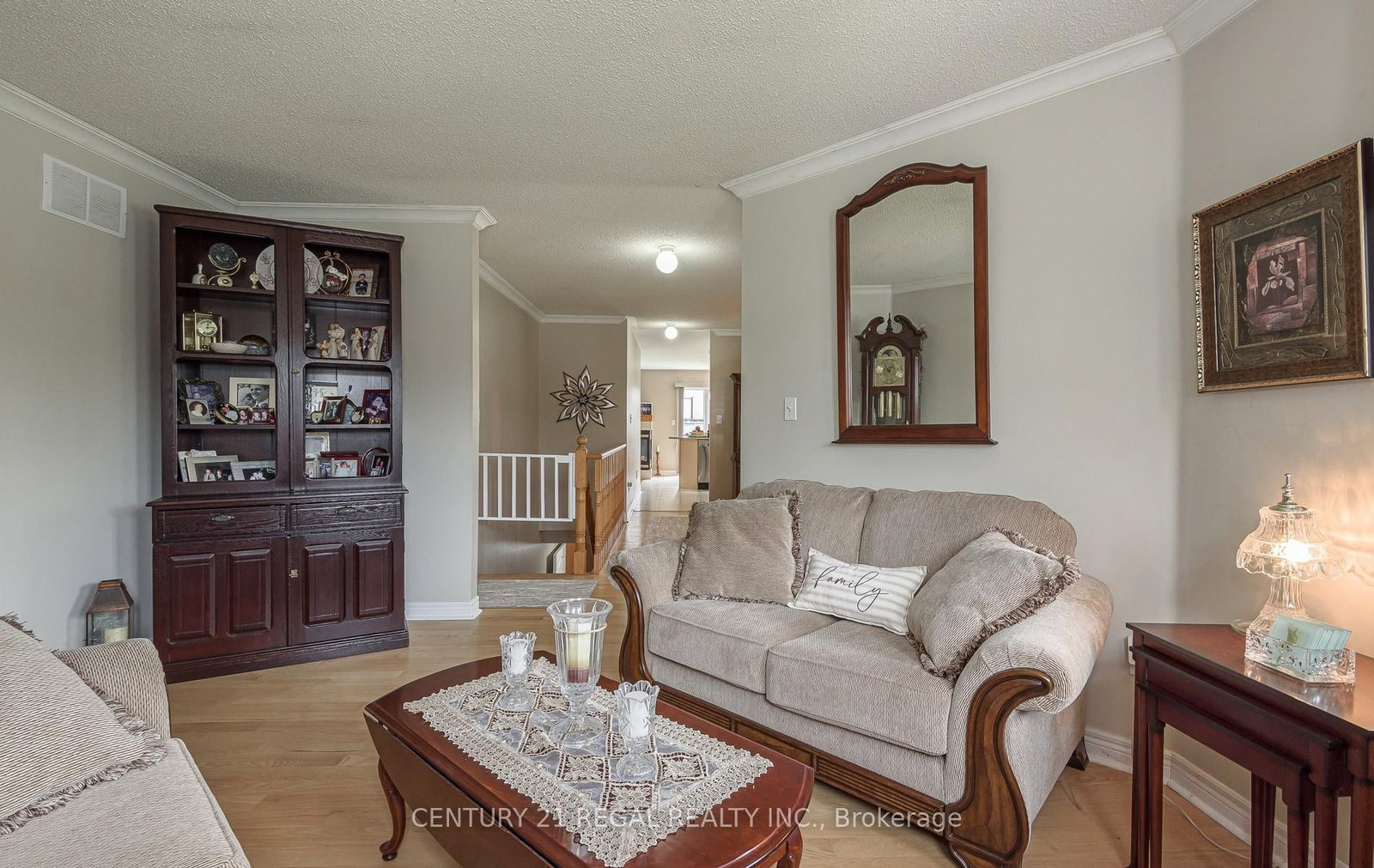 51 Royal Valley Drive • Caledon, ON photo 8