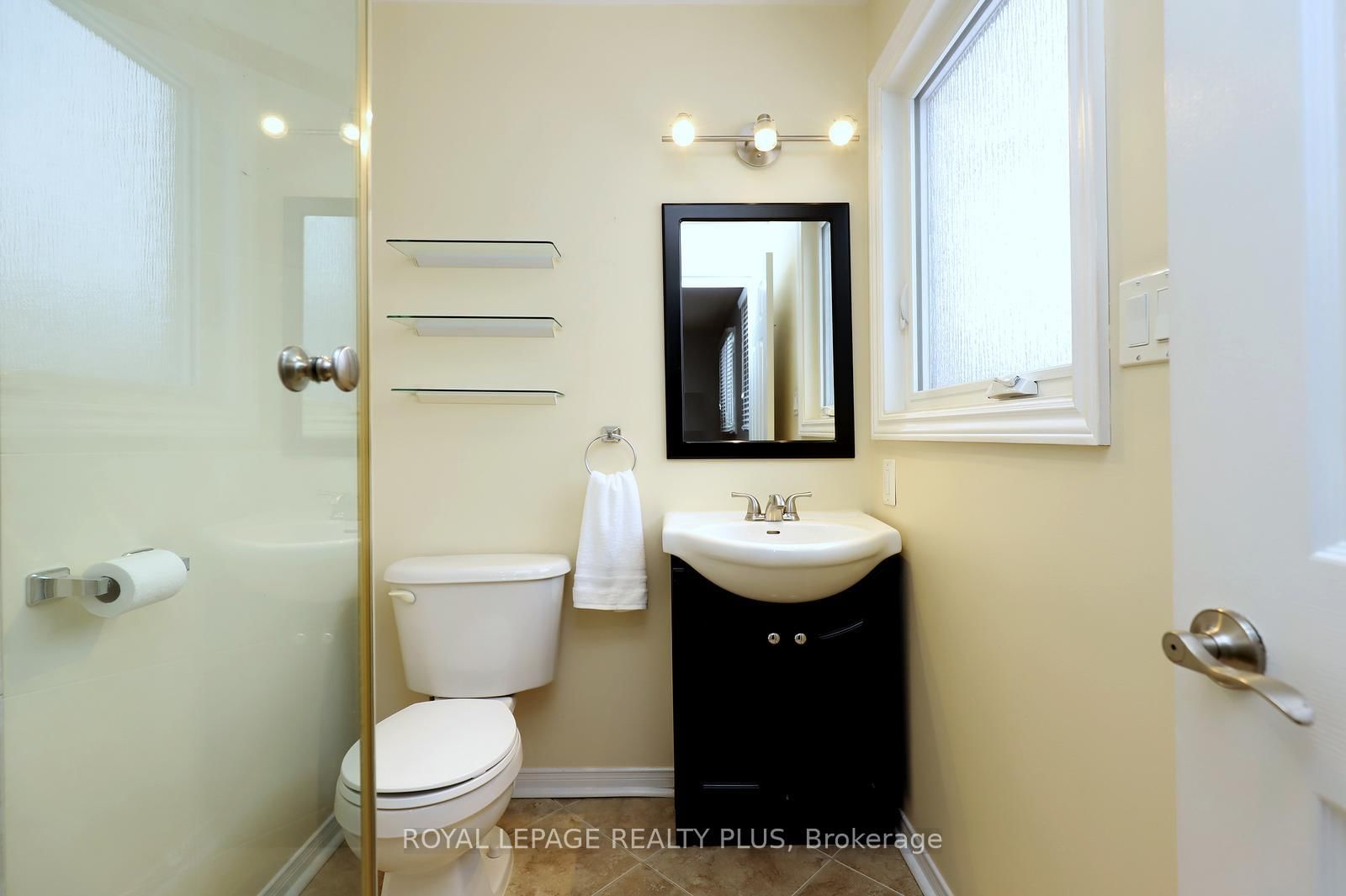 1086 Hedge Drive • Mississauga, ON photo 22
