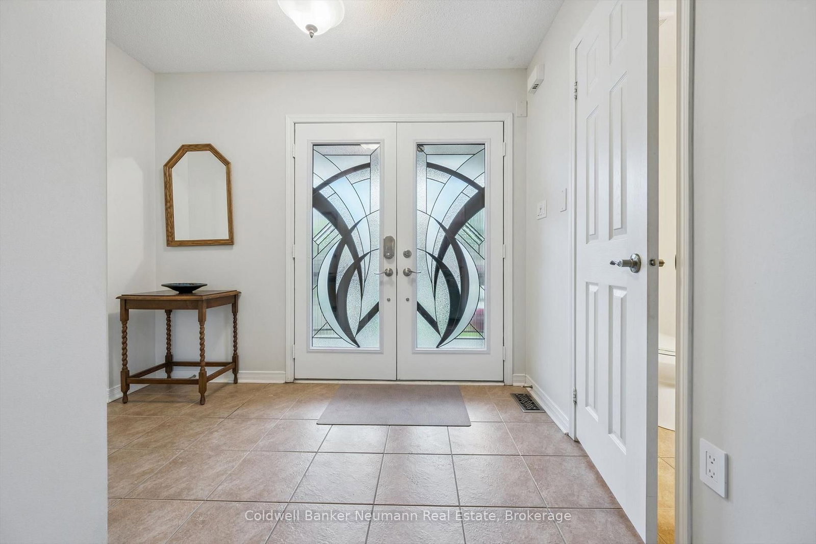308 Fasken Court • Milton, ON photo 5