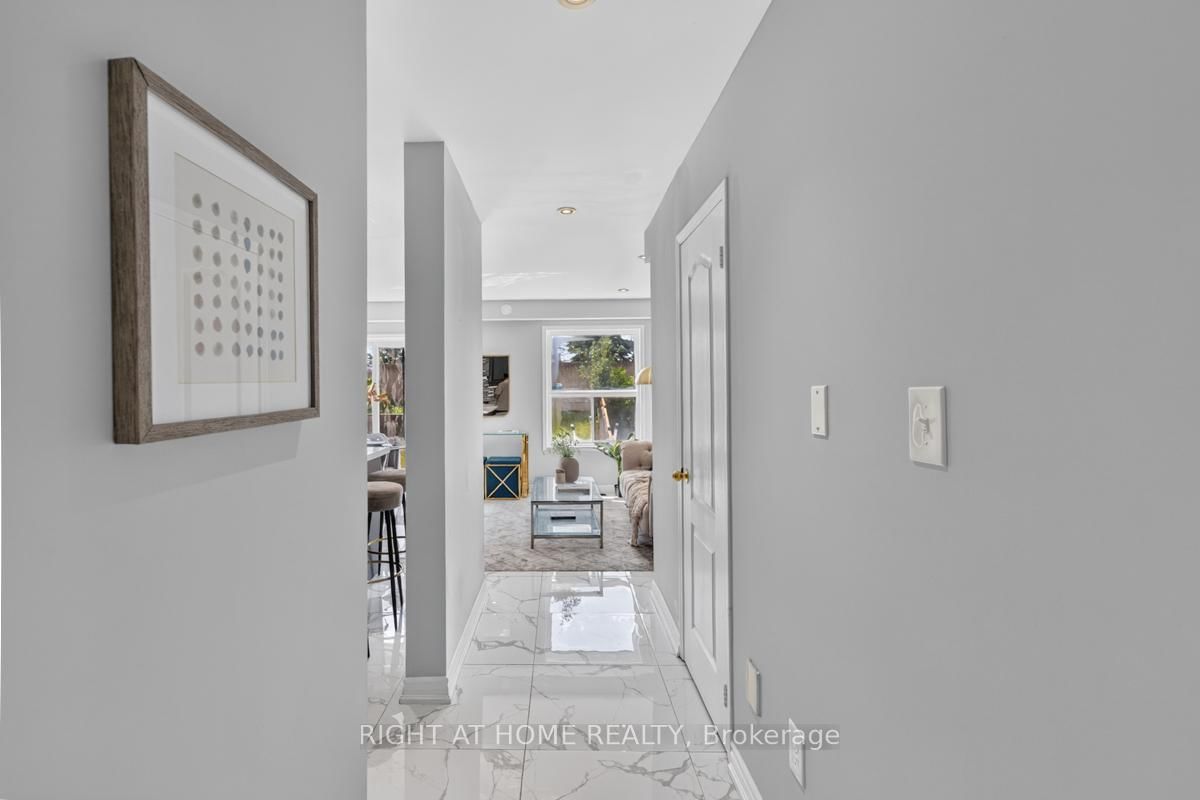 101 Wilmont Court • Brampton, ON photo 9
