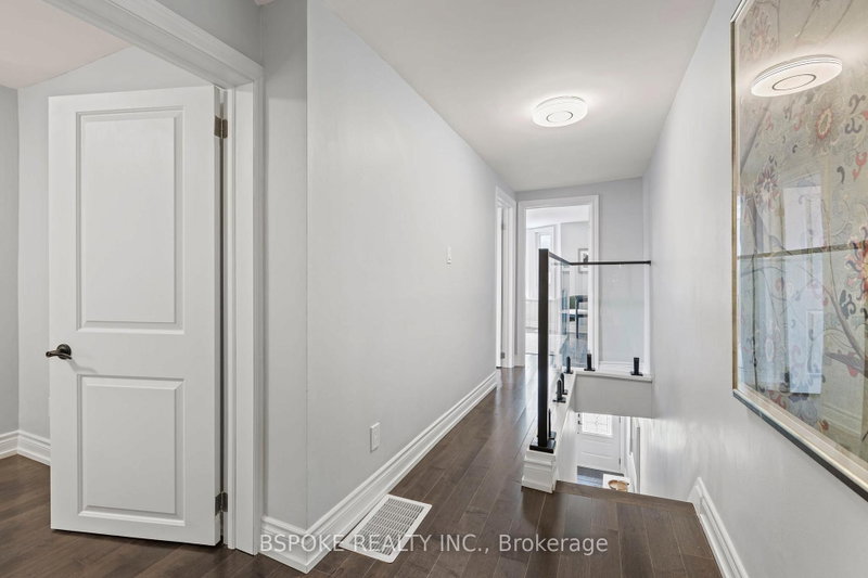 15 Burlington Toronto,ON M8V 2L1 — Photo 17