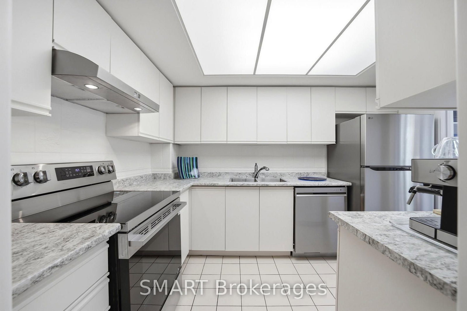 1111 Bough Beeches Boulevard • #203 • Mississauga, ON photo 11