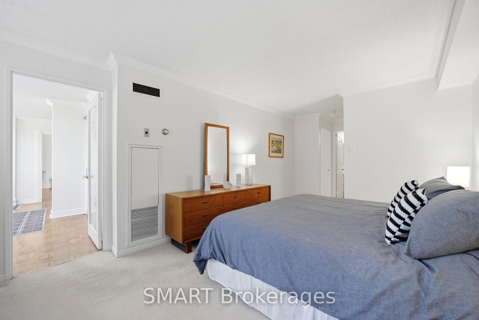 1111 Bough Beeches Boulevard • #203 • Mississauga, ON photo 23