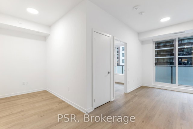 528 - 4365 Bloor Street W