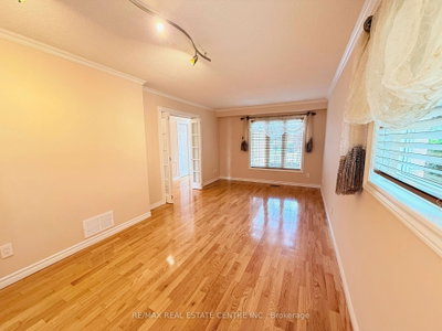 7264 Seabreeze Mississauga,ON L5N 6K7 — Photo 11