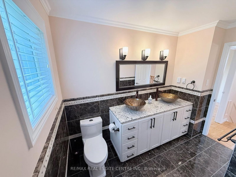 7264 Seabreeze Mississauga,ON L5N 6K7 — Photo 23