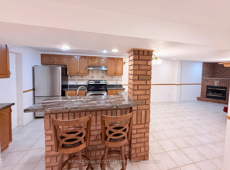 7264 Seabreeze Mississauga,ON L5N 6K7 — Photo 33