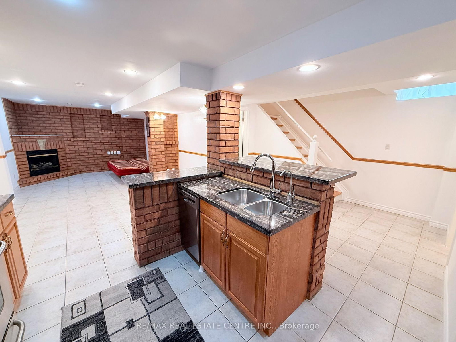 7264 Seabreeze Drive • Mississauga, ON photo 36
