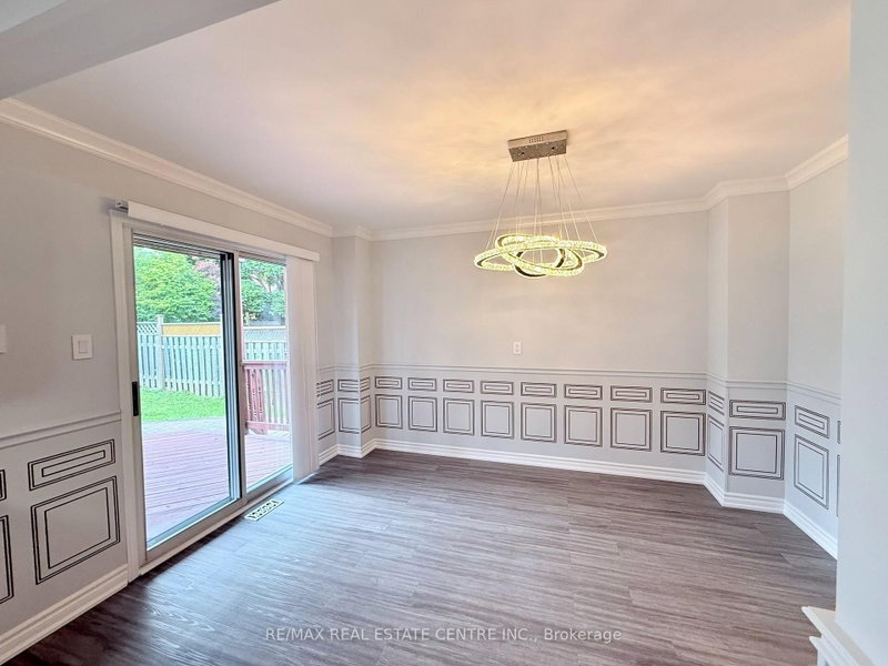 7264 Seabreeze Mississauga,ON L5N 6K7 — Photo 9