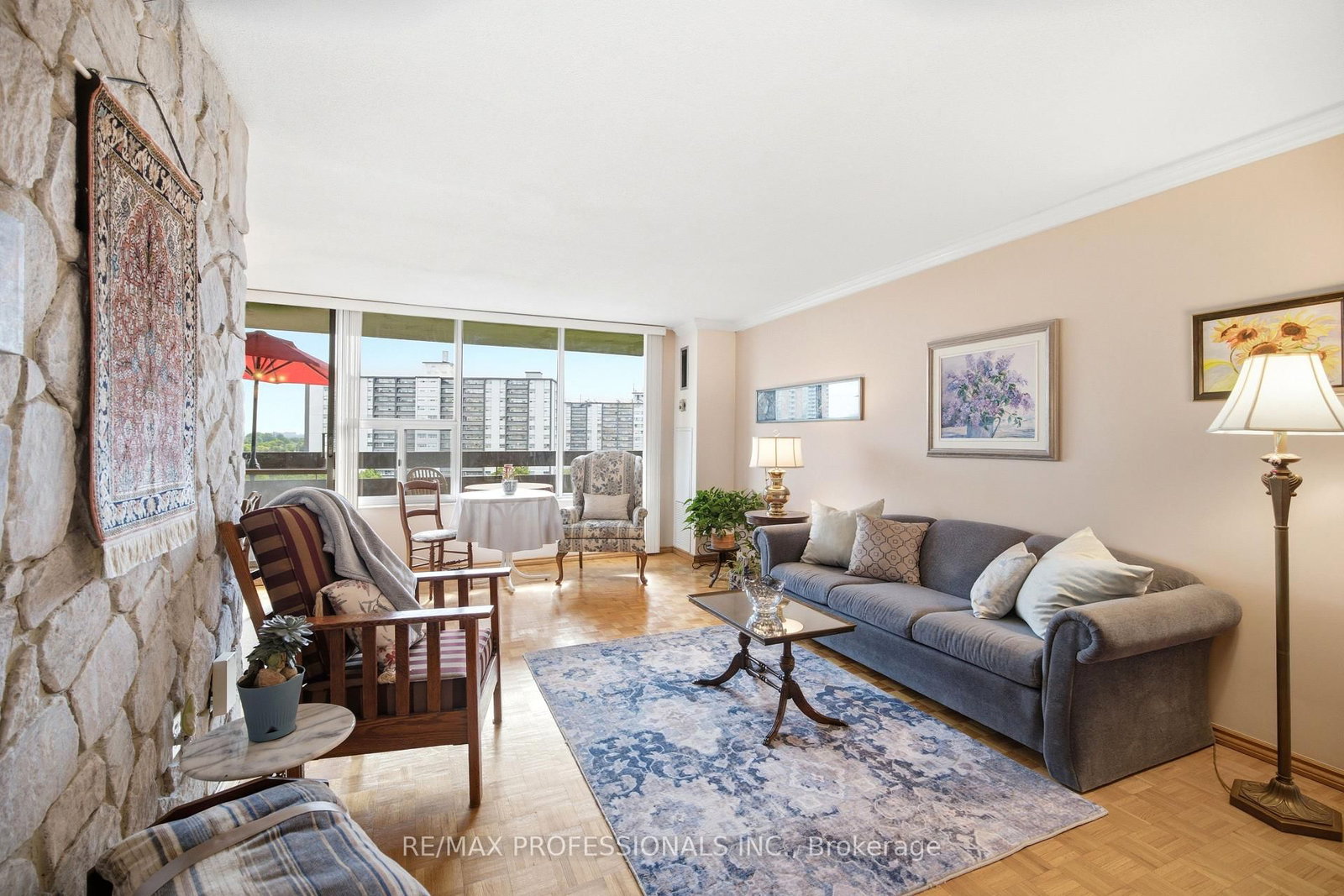 11 Wincott Drive • #1208 • Toronto, ON photo 6