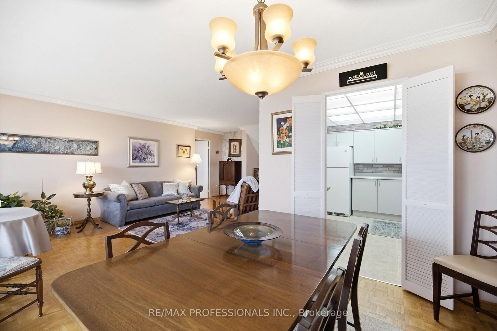 11 Wincott Drive • #1208 • Toronto, ON photo 9