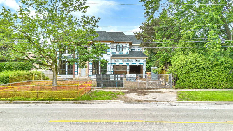 320 Walkers Line, Burlington, Ontario
