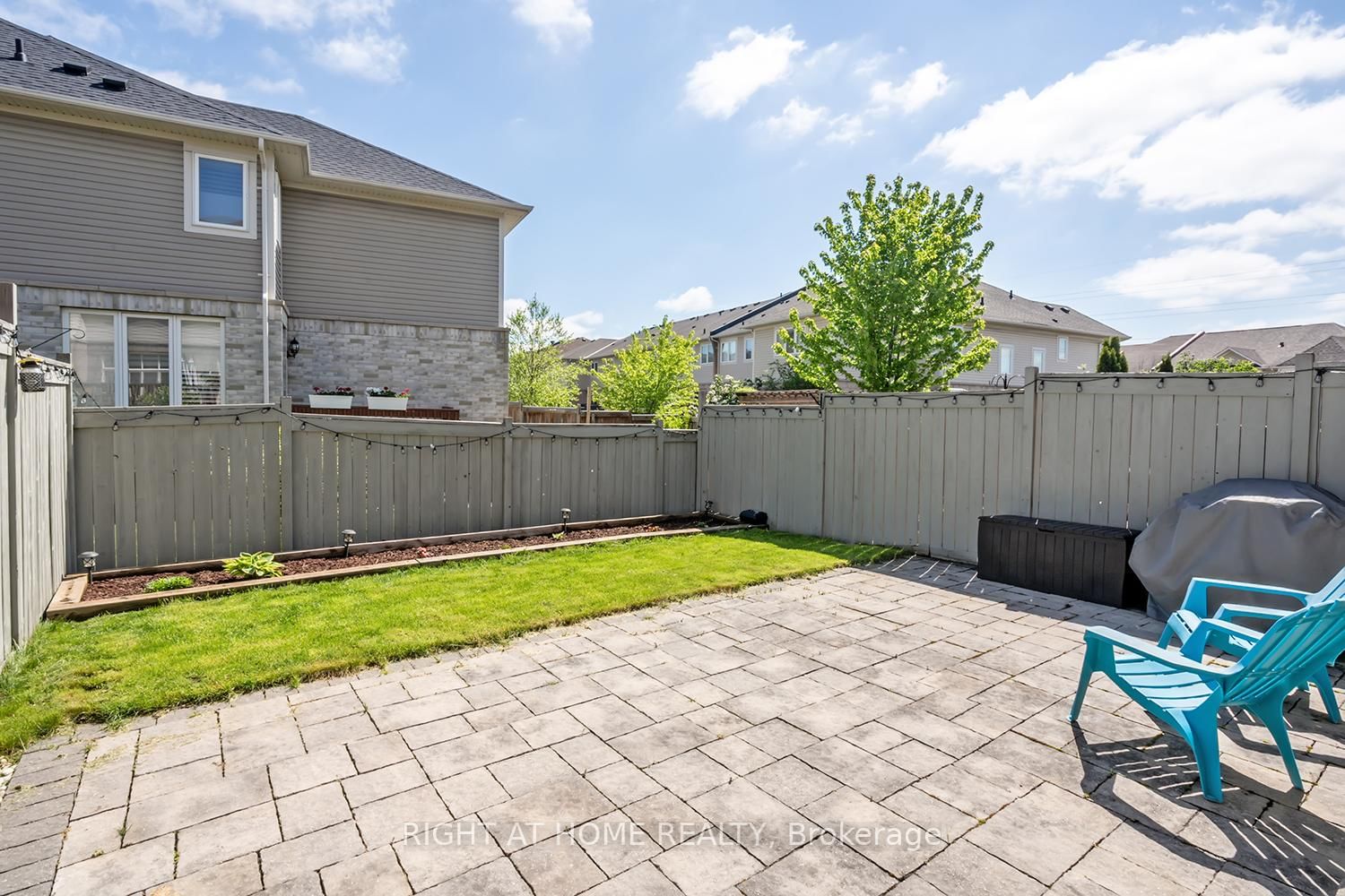2033 Trawden Way • Oakville, ON photo 23