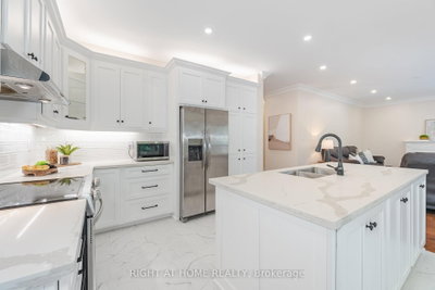 3737 Brinwood Mississauga,ON L5M 7G9 — Photo 12
