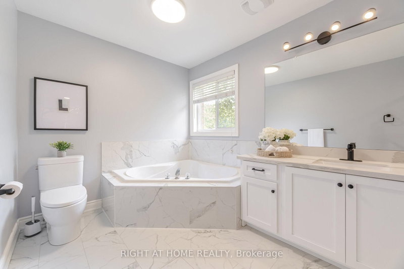 3737 Brinwood Mississauga,ON L5M 7G9 — Photo 29
