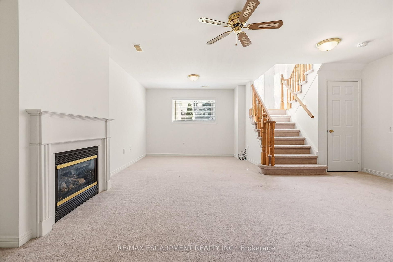 4400 MILLCROFT PARK Drive • #40 • Burlington, ON photo 37