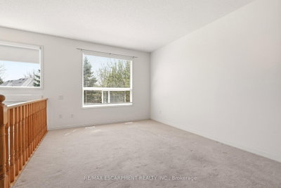 4400 MILLCROFT PARK Drive • #40 • Burlington, ON photo 9