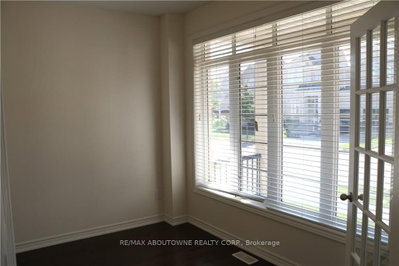 586 Hidden Oakville,ON L6M 0N3 — Photo 10