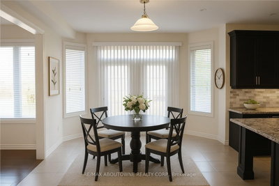 586 Hidden Oakville,ON L6M 0N3 — Photo 4