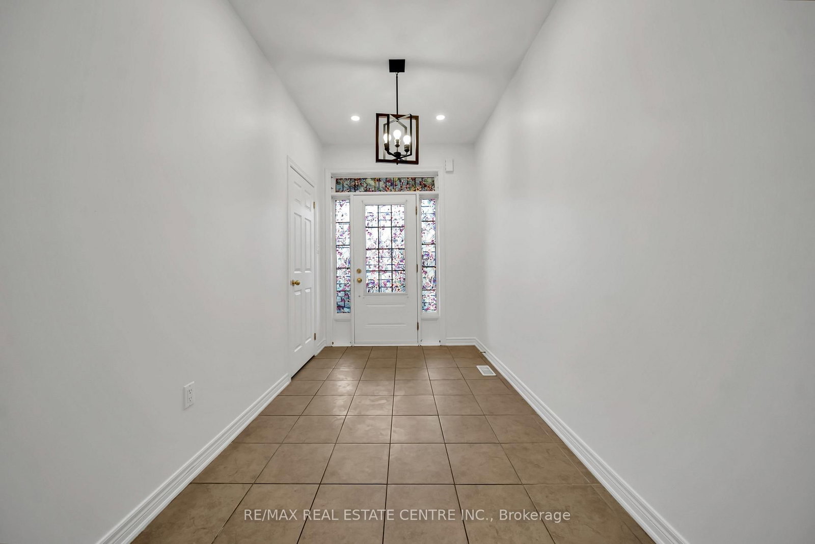 8 Munch Place • Milton, ON photo 12