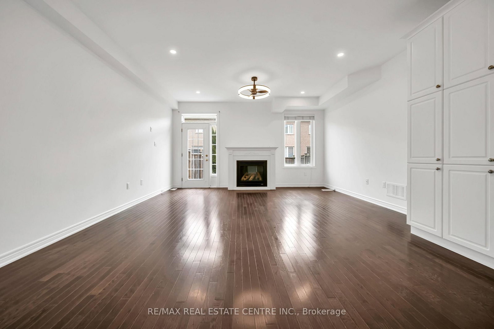8 Munch Place • Milton, ON photo 17