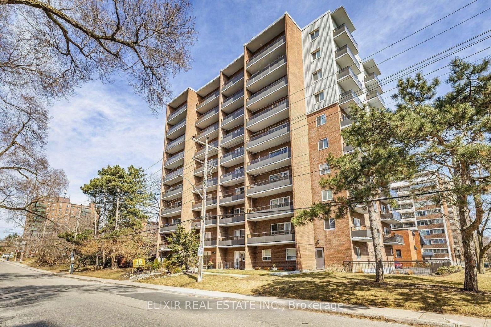 15 Elizabeth Street N • #605 • Mississauga, ON photo 1
