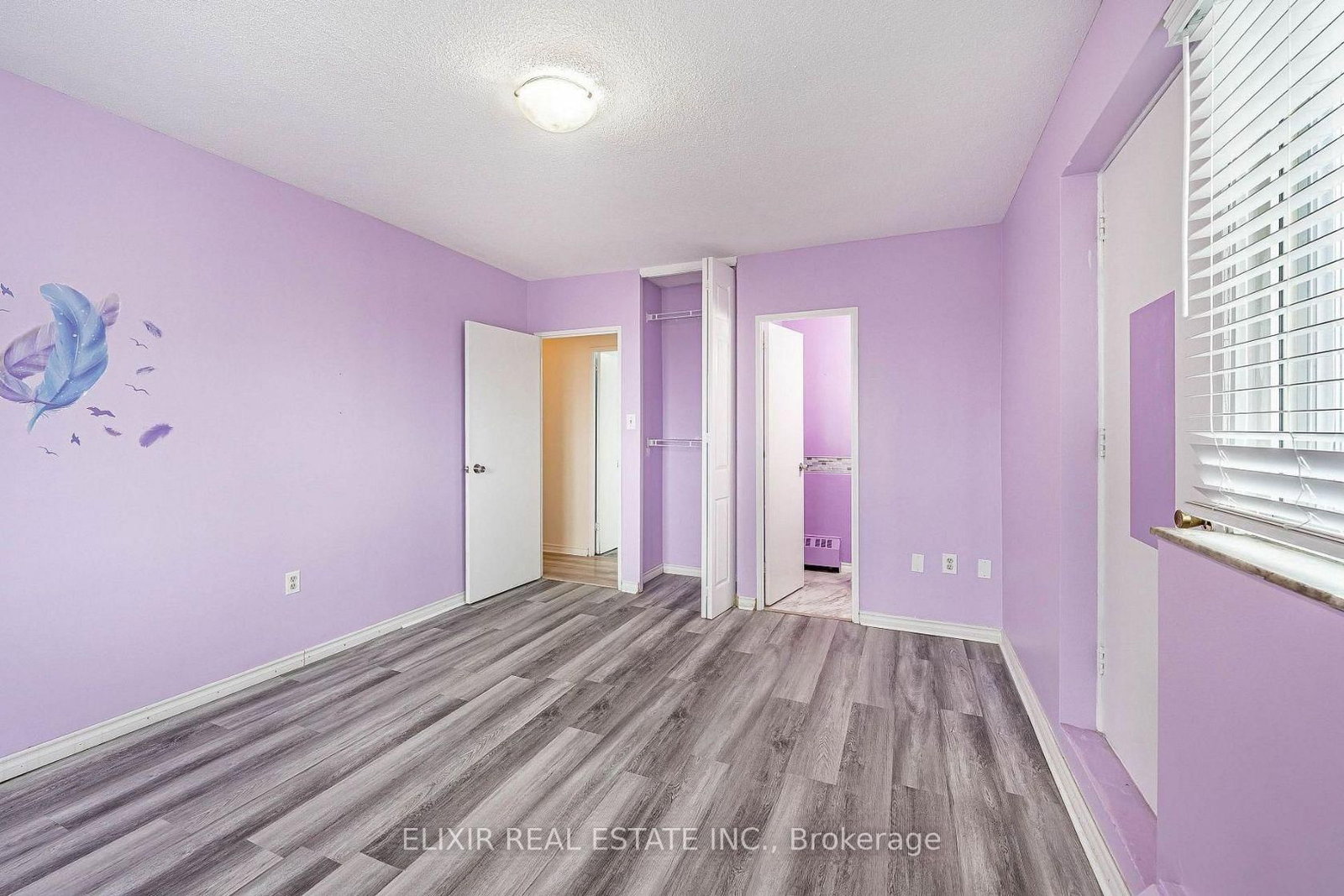 15 Elizabeth Street N • #605 • Mississauga, ON photo 13