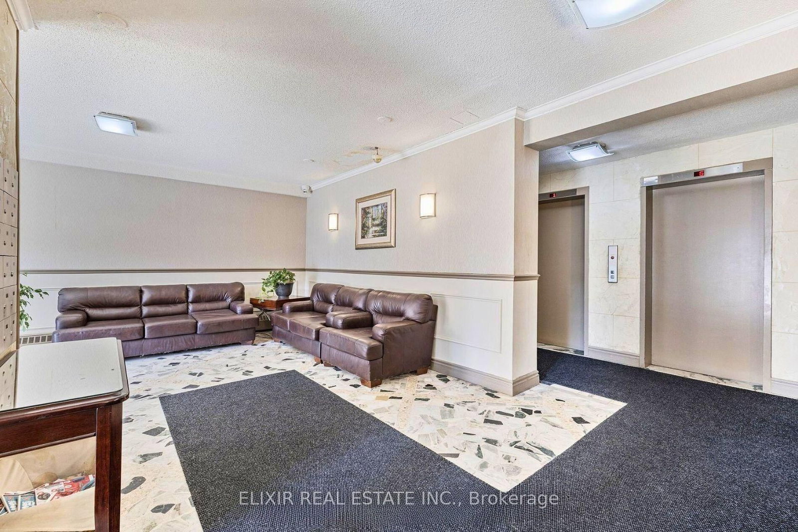 15 Elizabeth Street N • #605 • Mississauga, ON photo 5