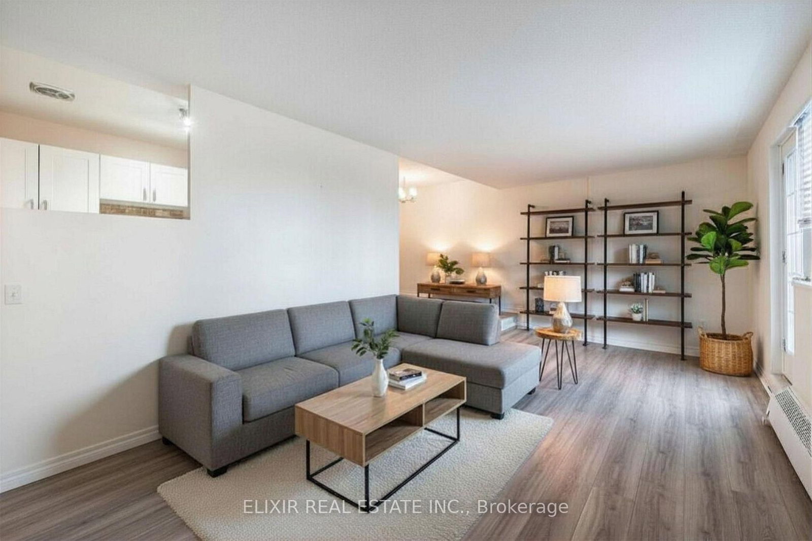 15 Elizabeth Street N • #605 • Mississauga, ON photo 9