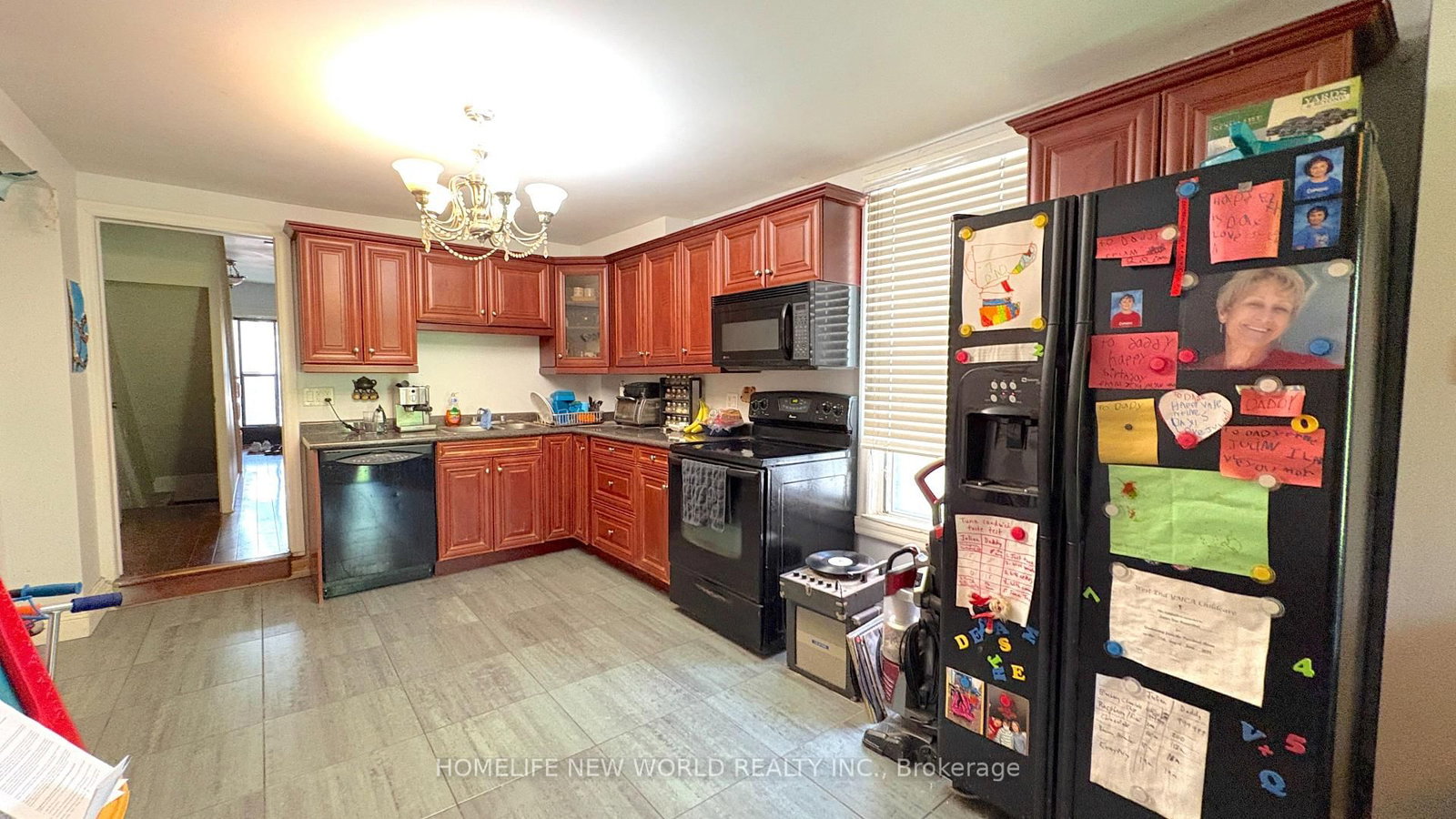 8 Burnfield Avenue • Toronto, ON photo 13