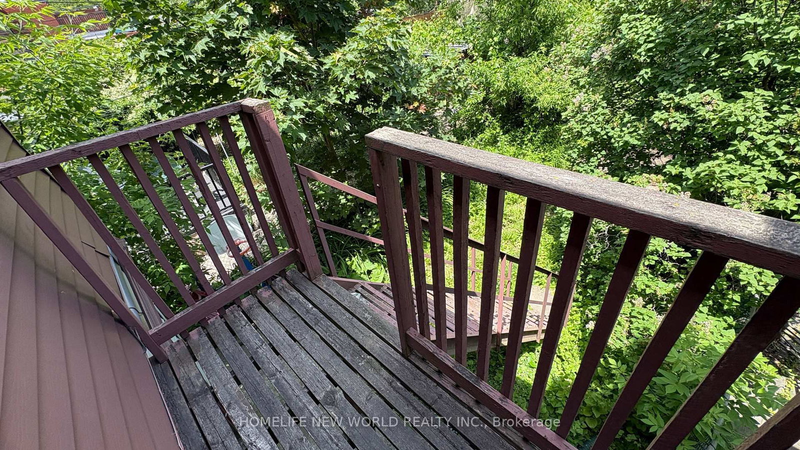 8 Burnfield Avenue • Toronto, ON photo 28
