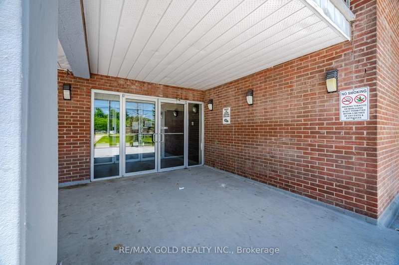 251 - 3025 The Credit Woodlands Drive