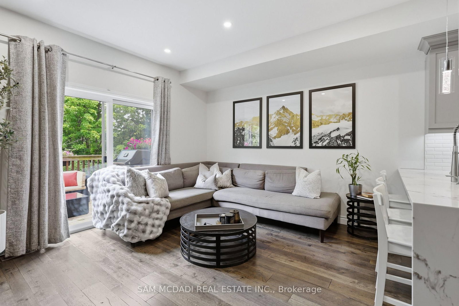 4154 Galileo Common • Burlington, ON photo 13